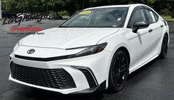 2026 Toyota Camry SE FWD