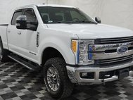 2017 Ford Super Duty F-350 Lariat