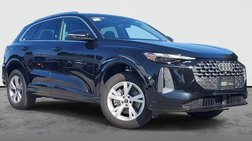 2025 Audi Q5 quattro Premium TFSI