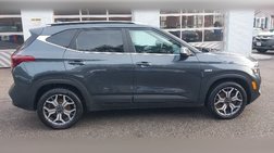 2022 Kia Seltos EX