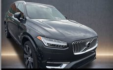 2021 Volvo XC90 T6 Inscription 6-Passenger