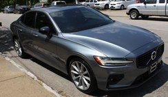 2021 Volvo S60 T5 Momentum