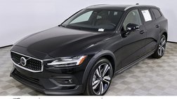 2025 Volvo V60 Cross Country B5 Plus
