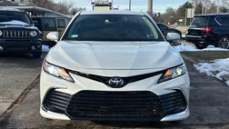 2022 Toyota Camry LE