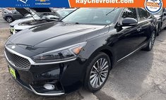 2017 Kia Cadenza Premium