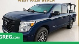 2022 Nissan Titan SV