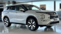 2026 Mitsubishi Outlander LE