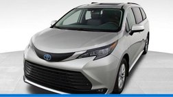 2025 Toyota Sienna XLE