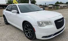 2016 Chrysler 300 S