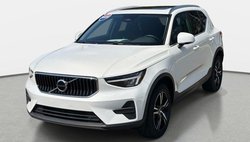 2025 Volvo XC40 B5 Core Bright Theme