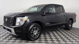 2023 Nissan Titan SV