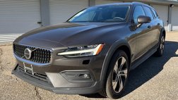 2023 Volvo V60 Cross Country B5 Plus