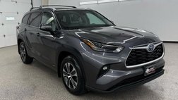 2022 Toyota Highlander Hybrid XLE