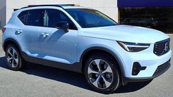 2026 Volvo XC40 B5 Plus