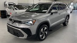 2025 Volkswagen Taos SE 4Motion