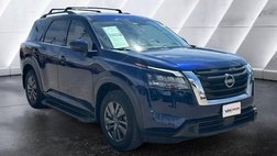 2023 Nissan Pathfinder SV