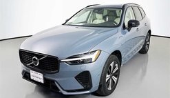 2023 Volvo XC60 Recharge T8 Plus Dark Theme