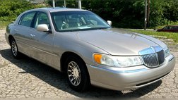 2001 Lincoln Town Car Signature