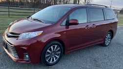 2020 Toyota Sienna XLE