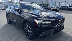 2025 Volvo XC60 B5 Plus Dark Theme