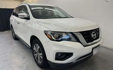 2020 Nissan Pathfinder SV