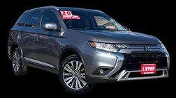2020 Mitsubishi Outlander SE