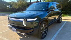 2025 Rivian R1S Adventure