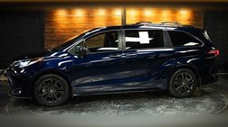 2022 Toyota Sienna XSE 7-Passenger