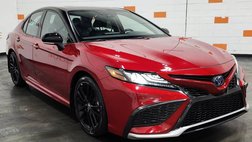2022 Toyota Camry Hybrid XSE
