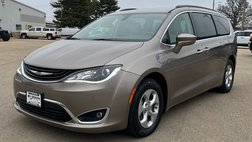 2018 Chrysler Pacifica Hybrid Touring Plus