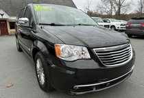 2016 Chrysler Town and Country Touring-L