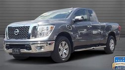 2017 Nissan Titan SV
