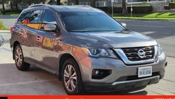 2017 Nissan Pathfinder SV