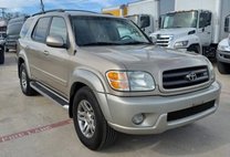 2004 Toyota Sequoia SR5