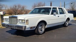 1988 Lincoln Town Car Base
