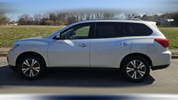 2017 Nissan Pathfinder SV