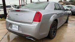 2017 Chrysler 300 Limited