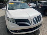2017 Lincoln MKT Base