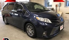 2020 Toyota Sienna XLE
