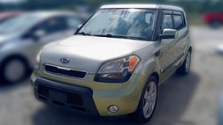 2010 Kia Soul +