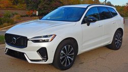 2025 Volvo XC60 B5 Plus Dark Theme