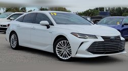 2019 Toyota Avalon Hybrid XLE