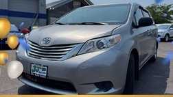 2011 Toyota Sienna LE