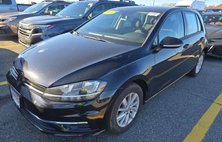 2018 Volkswagen Golf SE