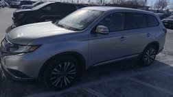 2020 Mitsubishi Outlander SE