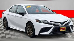 2023 Toyota Camry Hybrid SE Nightshade