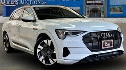 2022 Audi e-tron quattro Premium