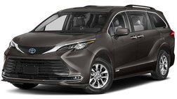 2024 Toyota Sienna XLE