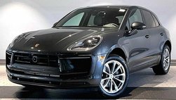 2025 Porsche Macan T