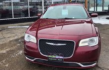2020 Chrysler 300 Touring
